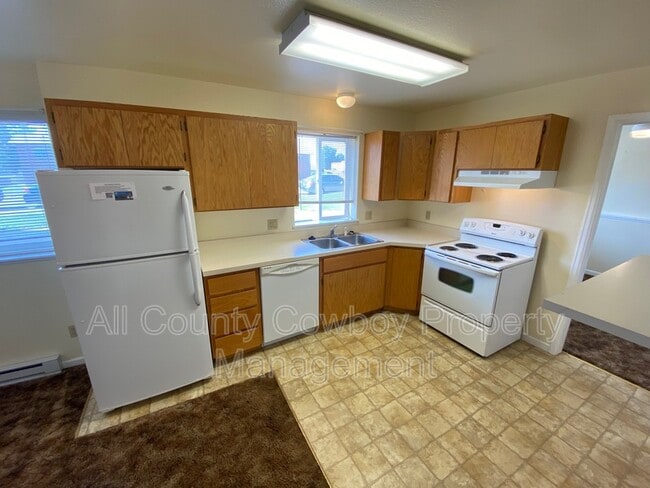 Photo - 509 E Curtis St Unit Apt. 104
