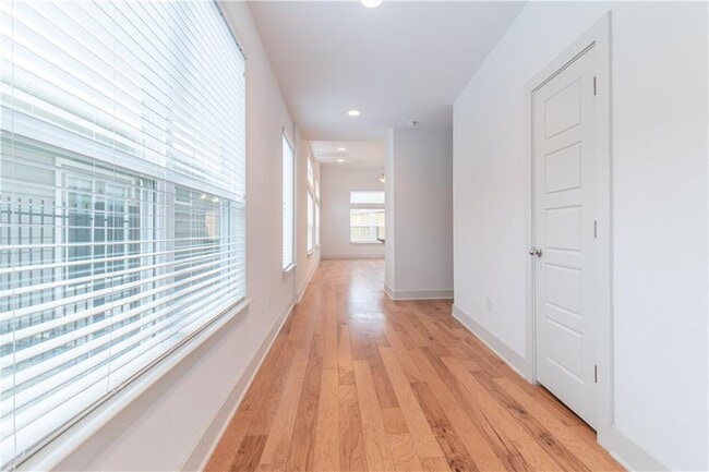 Photo - 1410 Casa Dr