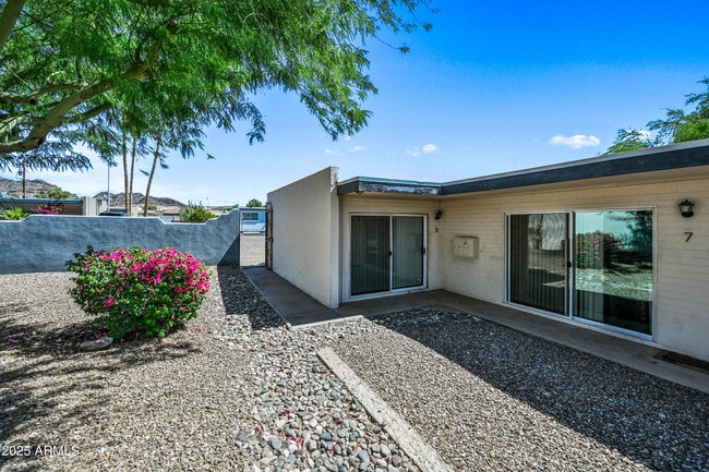 Photo - 1710 E Ocotillo Rd Unit 8