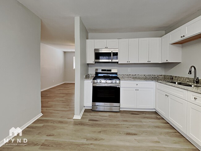 Photo - 4245 Larson Ln