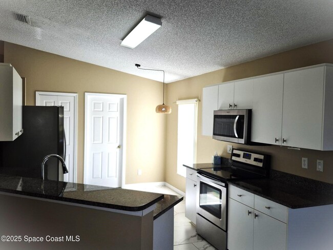 Photo - 2365 Bayhill Dr