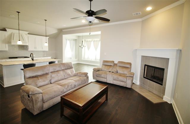 Photo - 1904 Shaila Dr