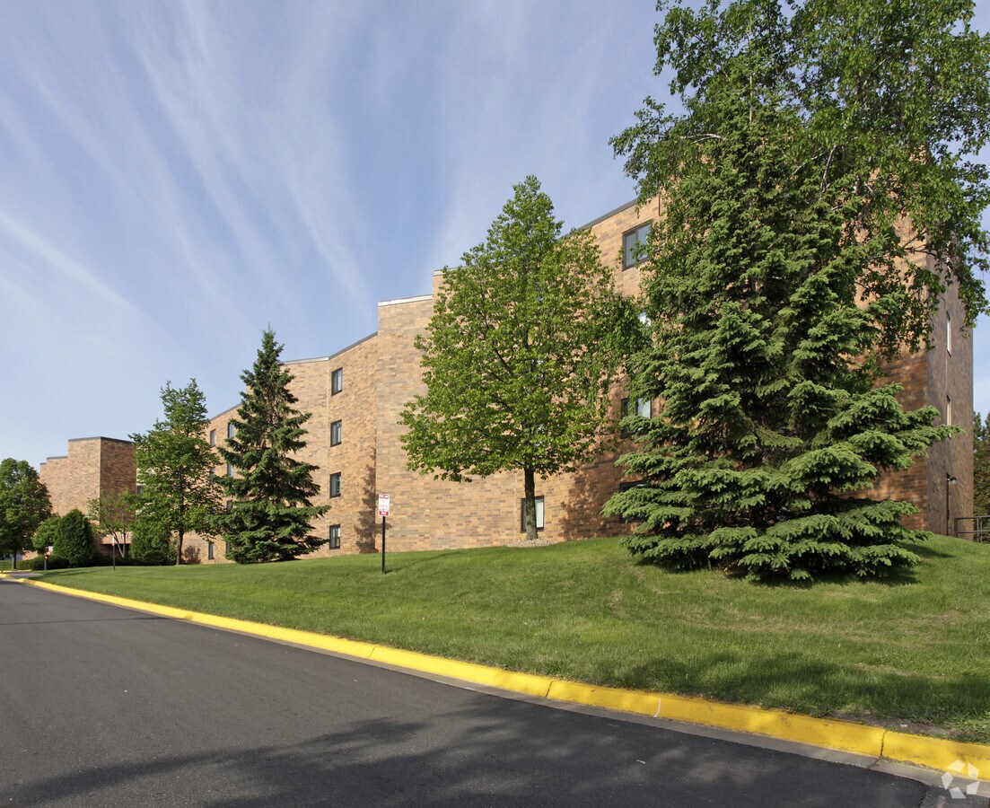 Photo - Collen Loney Manor