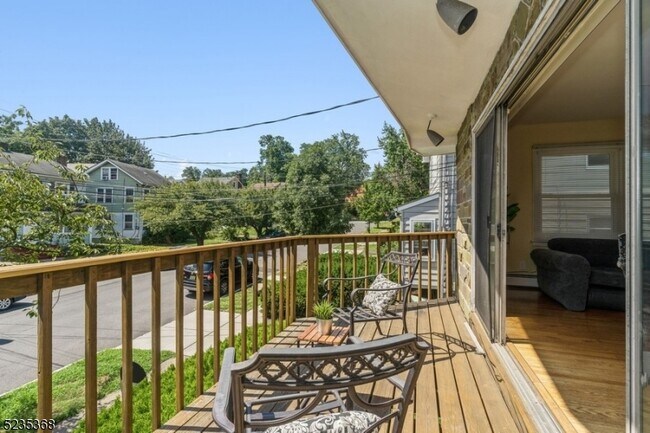 Photo - 14 Linden Ave