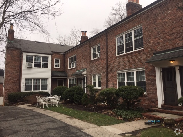 Building Photo - 33 Hillside Ave Unit 3 Rental