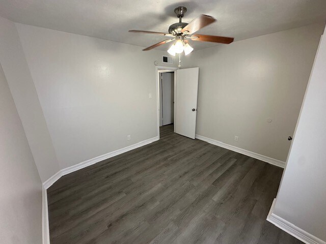 3400 Timmons Ln Unit 24