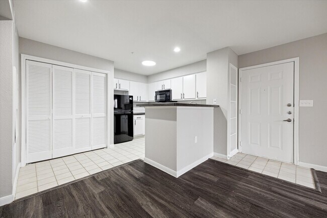 Photo - 1710 W T C Jester Blvd Unit 5104