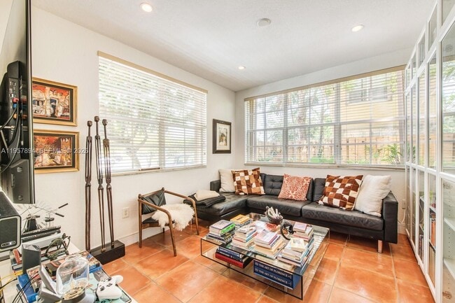 Photo - 9267 SW 227th St