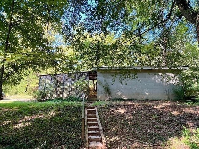 Photo - 3743 Jiles Rd