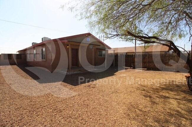 Photo - 4222 S 13th St