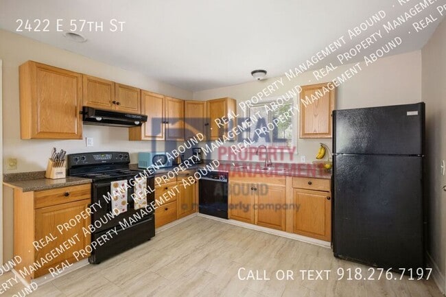 Photo - 2422 E 57th St