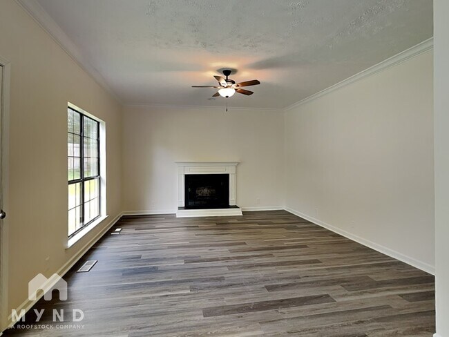 Photo - 1121 Holt Hills Pl