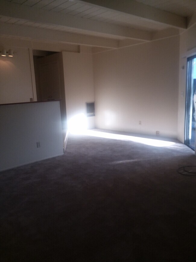 Photo - 322 Market St Unidad B