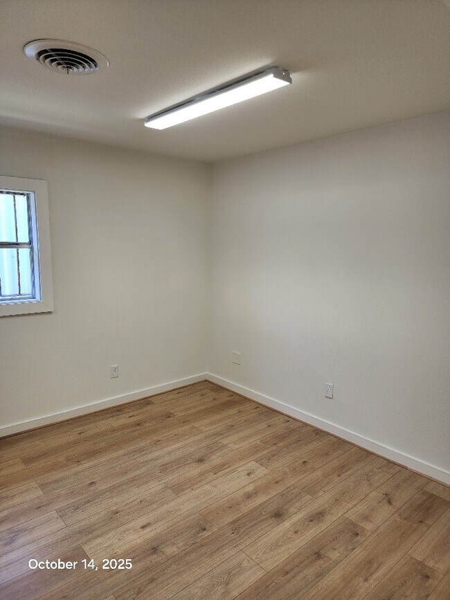 Photo - 1301 N Avenue H
