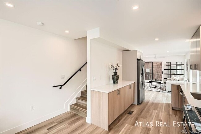 Photo - 115 W 2nd Ave