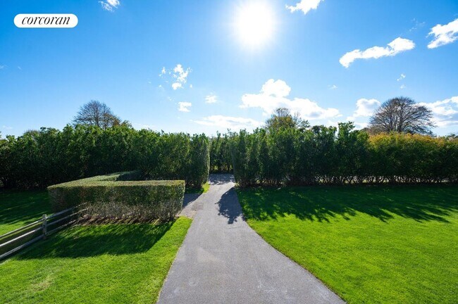 Photo - 18 Sandpiper Ln