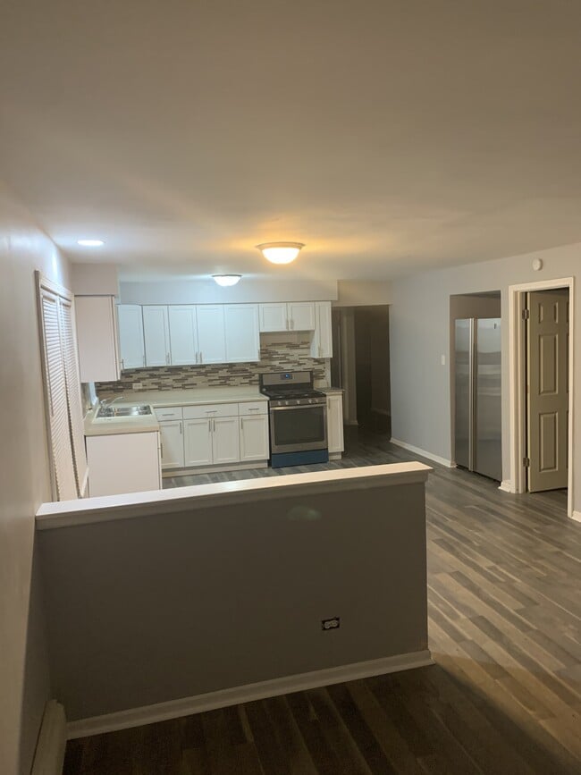 Photo - 1645 Downs Dr Unit 2