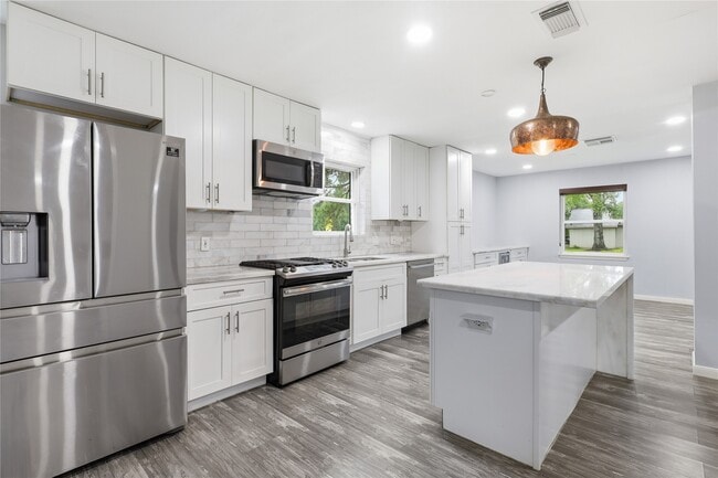 Photo - 5347 Rutherglenn Dr