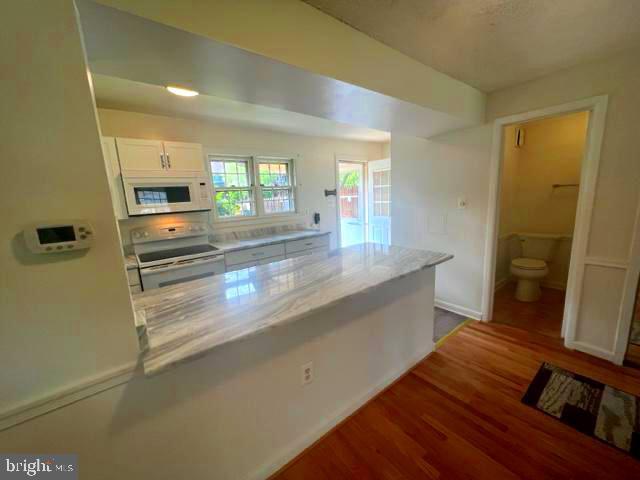 Photo - 429 Hampton Ct