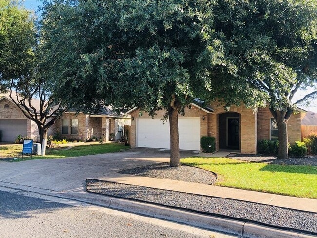 Photo - 1304 Water Spaniel Way