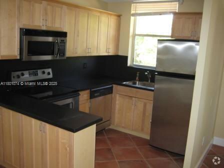 Building Photo - 1801 S Treasure Dr Unit 307 Rental