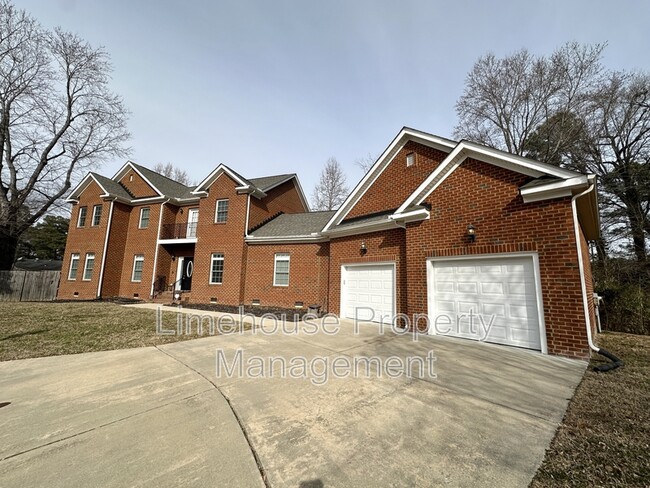 Photo - 3121 Deans Ct