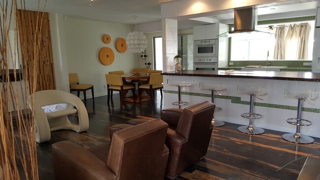 Photo - 7108 NW 66th St