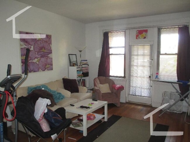 Photo - 3bed1bath in Brighton is available in 9/1