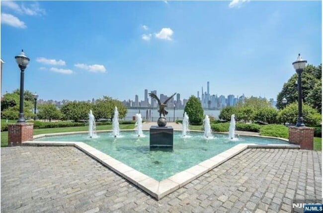 Photo - 169 Price 169 Unit 169