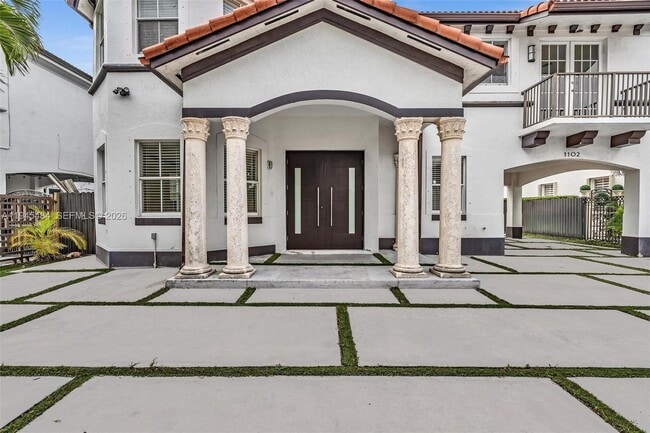 Photo - 1102 SW 149th Path