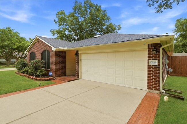 Photo - 3814 Apple Hollow Ln