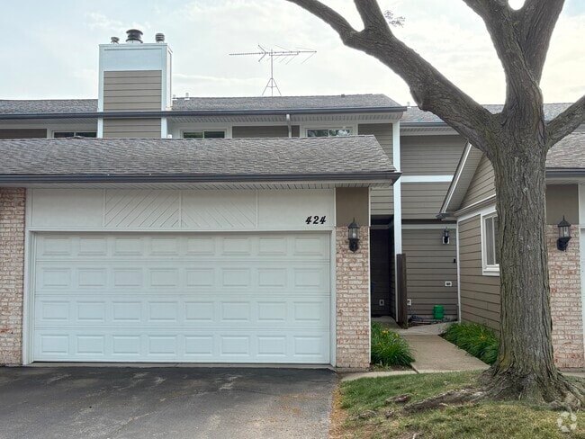 Building Photo - 424 Mallard Dr Rental