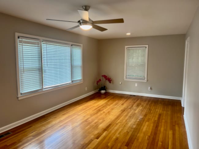 Photo - 3534 Maryvale Dr