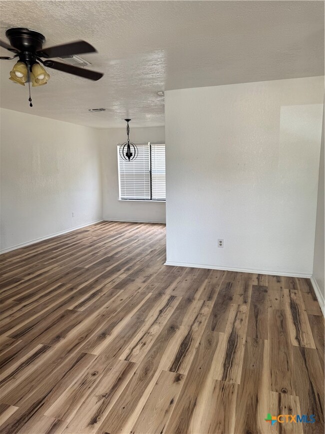 2509 Schulze Dr