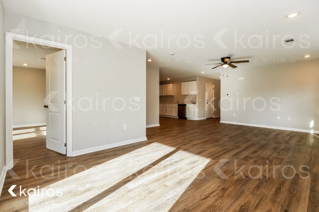66 Cottage Grove Dr