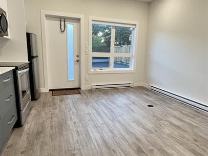 352 Hirst Ave W Unit 1