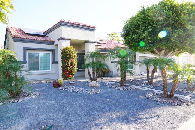 Building Photo - 79360 Desert Stream Dr Rental
