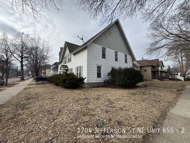 Photo - 1704 Jefferson St NE Unit 2