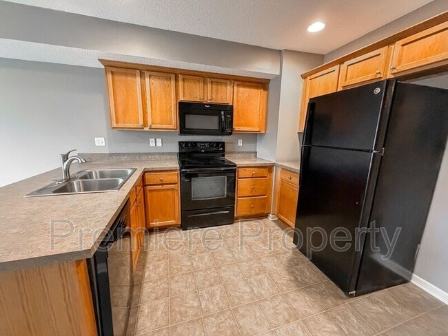 Photo - 264 N Hedge Ln