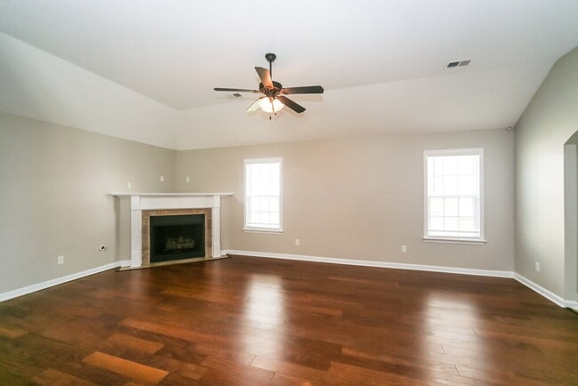 Photo - 7333 Green Ash Dr