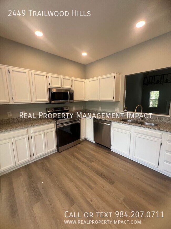 Photo - 2449 Trailwood Hills Dr