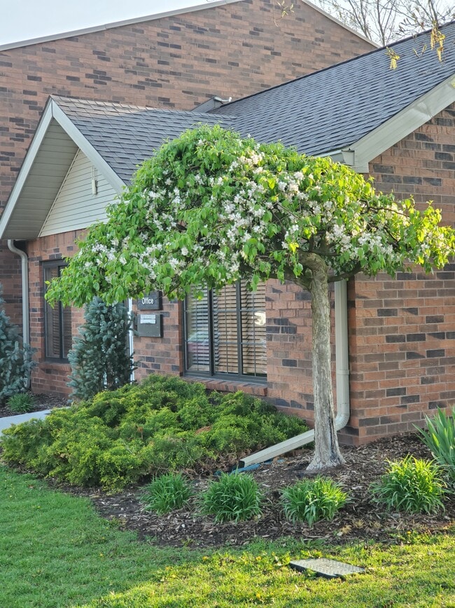 Arbors of Lapeer Apartments