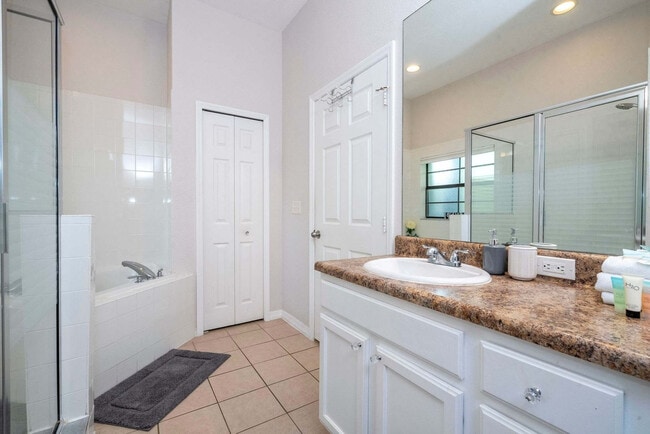 Photo - 3050 Pirates Retreat Ct Unidad ID1038610P