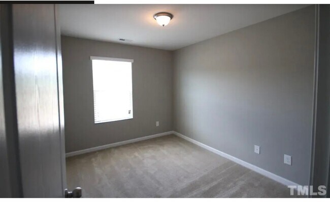 Photo - 4441 Middletown Dr