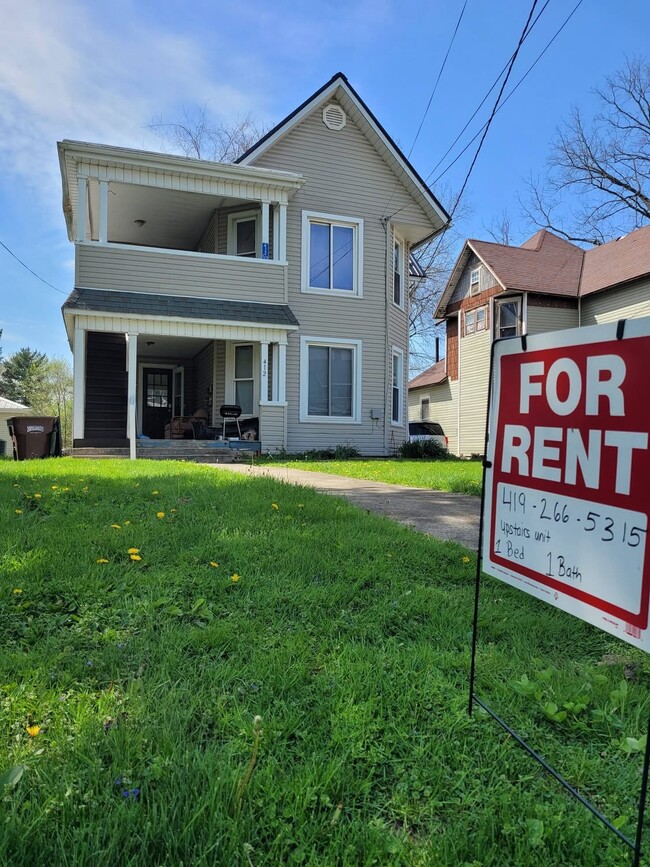 Building Photo - 412 Fairview Ave Unit 412.5