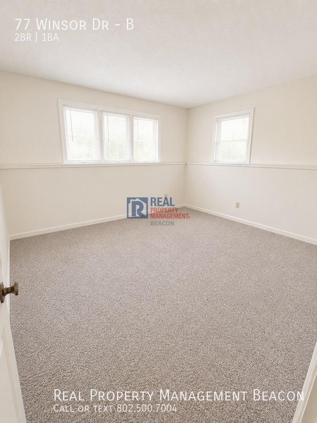 Photo - 77 Winsor Dr Unit B