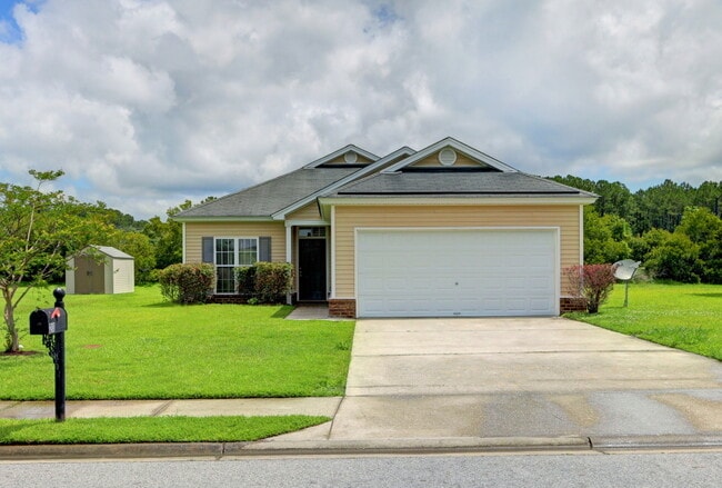 Photo - 3 Bedroom 2 Bathroom Live Oak - Richmond Hill