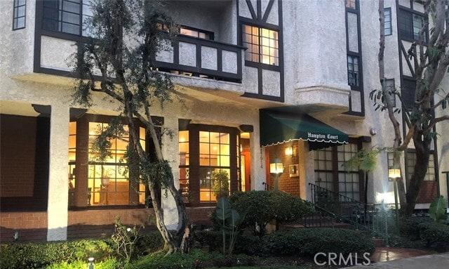 Photo - 17914 Magnolia Blvd Condo Unit 137