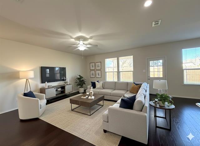 Photo - 412 Magma Dr