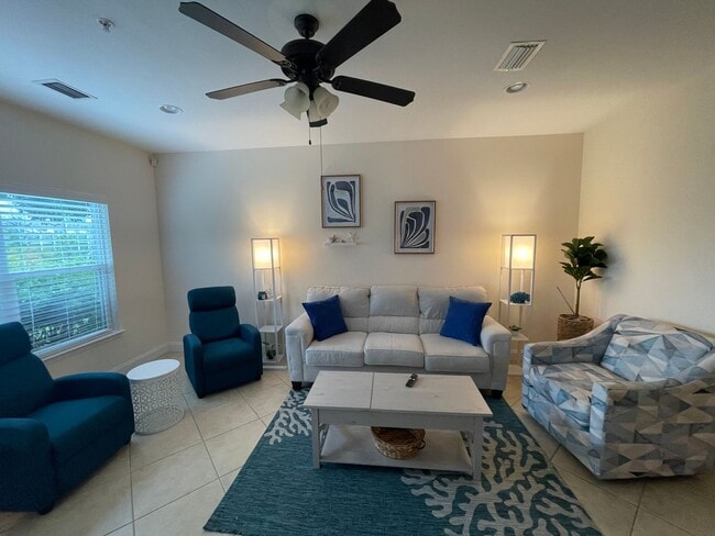 Photo - 1716 Annabella's Drive Unidad 1716